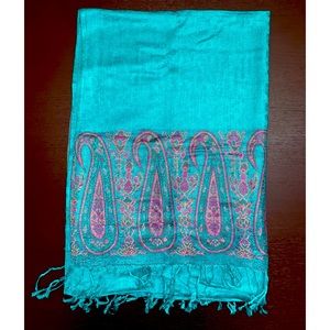 A beautiful and soft scarf for any occasion!